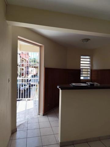 Location Fonds de commerce 3 pièces 50 m2 à Schœlcher