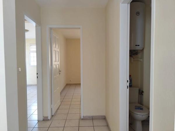 Location Fonds de commerce 3 pièces 50 m2 à Schœlcher