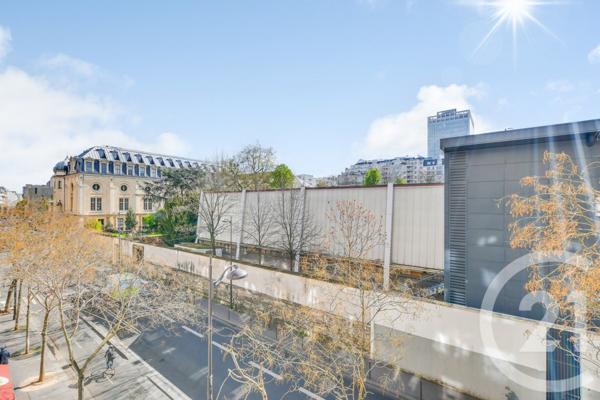 Appartement F4 à vendre  4 pièces - 97,26 m2 PARIS - 75015