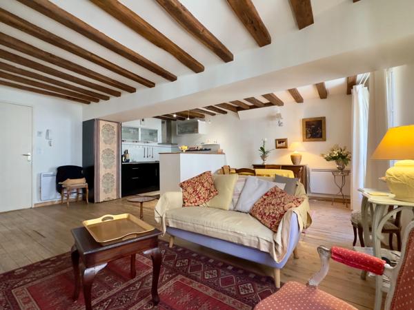 HYPER-CENTRE SAUMUR, Appartement de duplex 4 chambres de 95m²