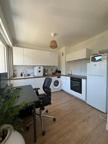 APPARTEMENT MEUBLE RECENT
