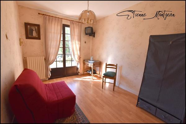 Maison 123 m², 1.4 hectare de terrain, sans voisins, atelier et hangar