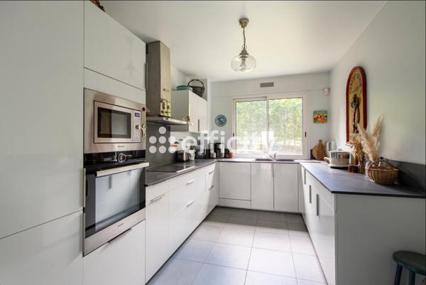 Appartement 5 pièces - 144 m² Bien prestige