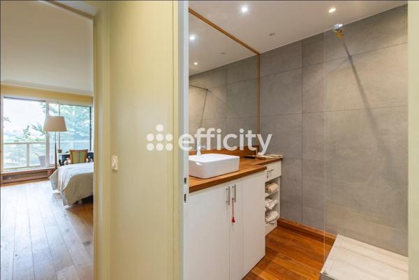 Appartement 5 pièces - 144 m² Bien prestige