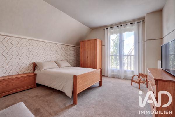 Maison à vendre 7 pièces 213 m² Gressy