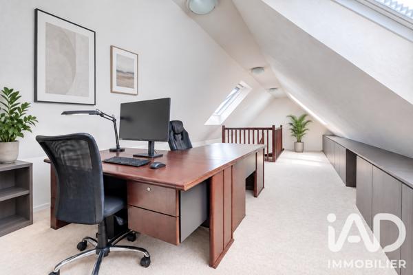 Maison à vendre 7 pièces 213 m² Gressy