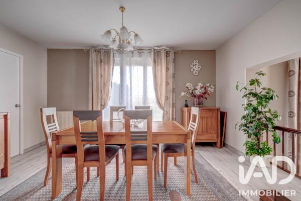 Maison à vendre 7 pièces 213 m² Gressy