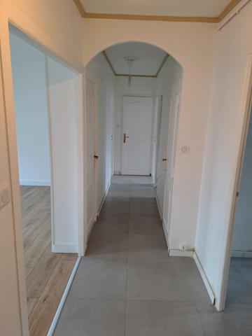 À Vendre  Appartement Traversant  de 73 m² EYBENS