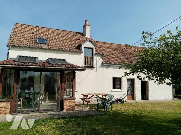 CHARMANTE MAISON DE CAMPAGNE