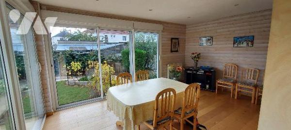 Maison à Vendre à Laval (53000) en Mayenne (53)

Cette maison dispose d'une surface habitable...