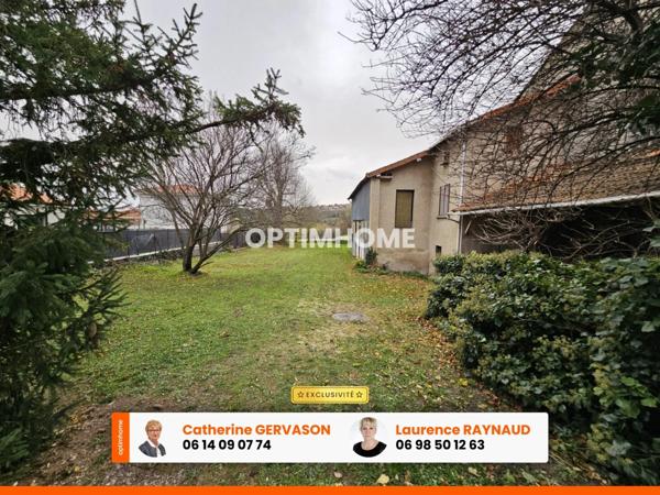 Terrain 1072 m2 avec grange aménageable- LA ROCHE BLANCHE (63670)