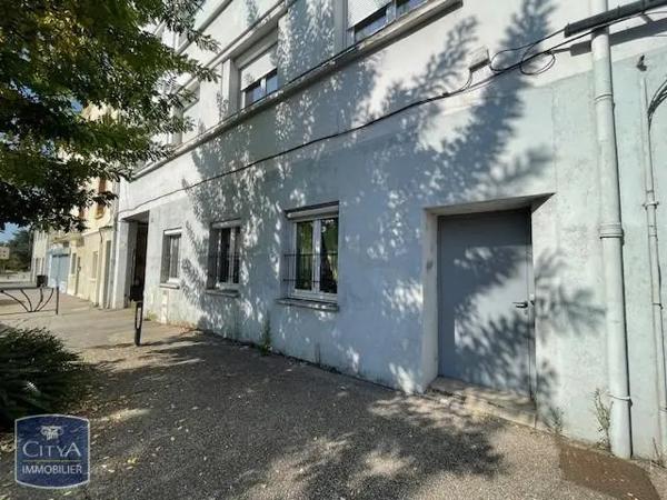 Appartement à louer 2 pièces 48.19m²