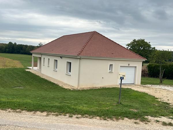Maison T5 JULLY SUR SARCE Ref 109