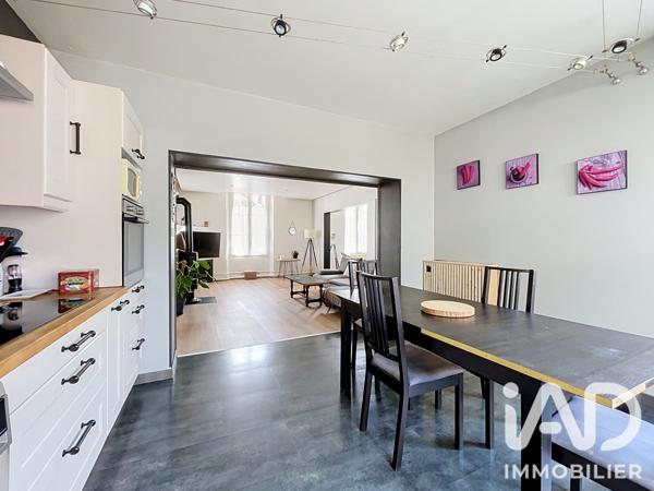 Maison à vendre 7 pièces 150 m² Villemeux-sur-Eure