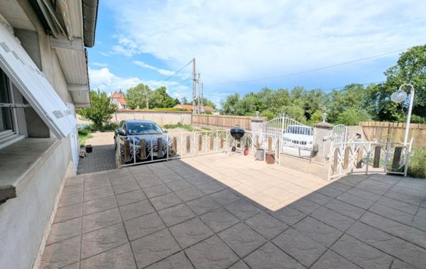 Vente Maison Plain pied à rafraîchir Riorges   