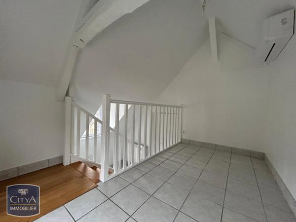 Appartement à louer 4 pièces 66m²