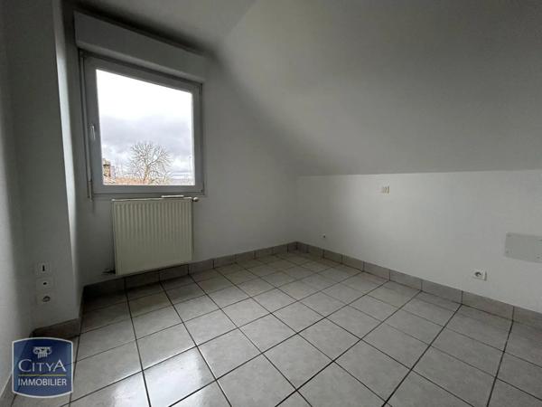 Appartement à louer 4 pièces 66m²