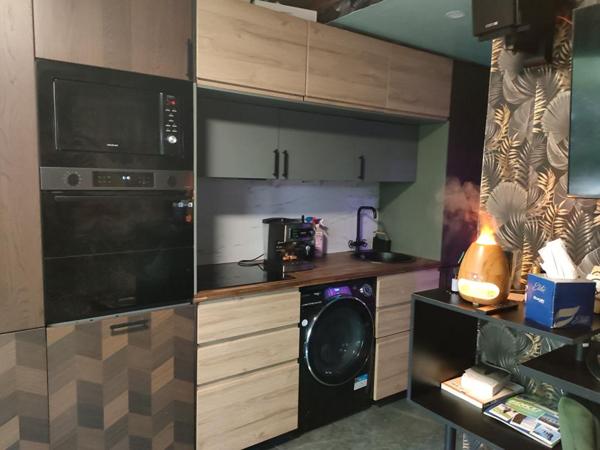 Joli Studio avec son jardin privatif