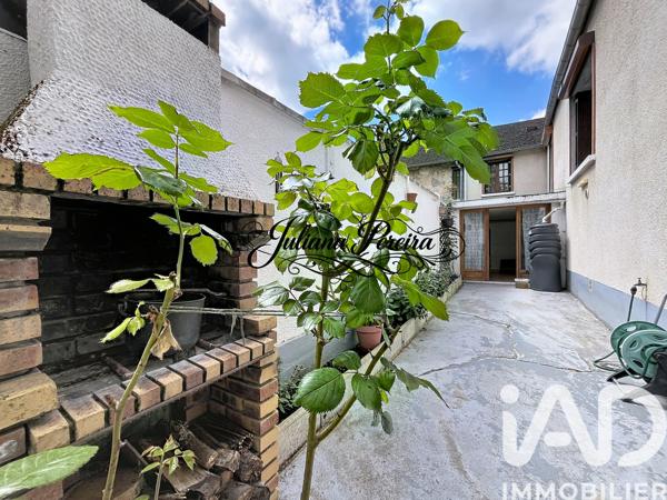 Maison à vendre 7 pièces 133 m² Mézières-sur-Seine