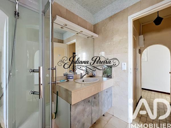 Maison à vendre 7 pièces 133 m² Mézières-sur-Seine