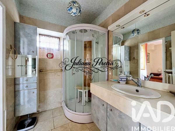 Maison à vendre 7 pièces 133 m² Mézières-sur-Seine