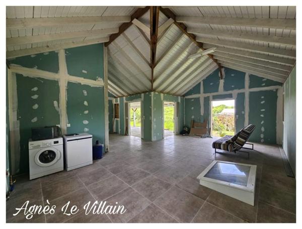 Villa à achever sur 2 200 m2 de terrain clos
