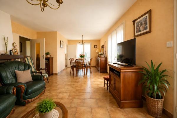 3838SS - Vente Maison ANGERS