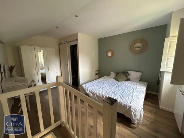 Appartement à louer 2 pièces 33.2m² Dijon (21000)