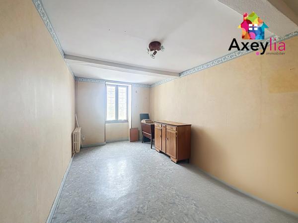 Melay (71340) A VENDRE - MELAY - MAISON 3 CHAMBRES 2 GARAGES