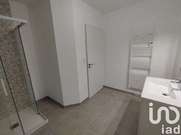 Maison traditionnelle 4 pièces de 91 m² à Saint-Benoît (86280)