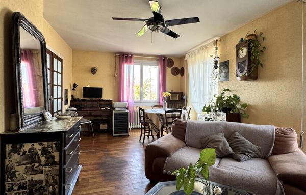 Maison avec terrasse à Tulle