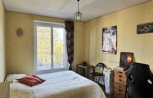 Maison avec terrasse à Tulle