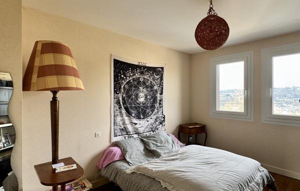 Maison avec terrasse à Tulle