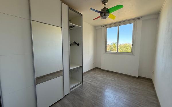 Appartement à vendre    4 pièces • 77 m2 Saint-Pierre