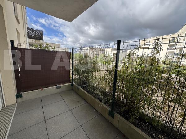  À vendre – F2 récent avec balcon et parking – Meaux quartier Dunant