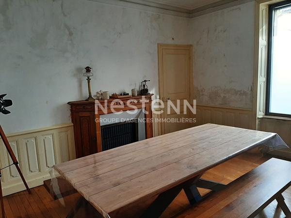 Maison spacieuse de 160m² habitable avec 4 chambres plein centre de Bressuire