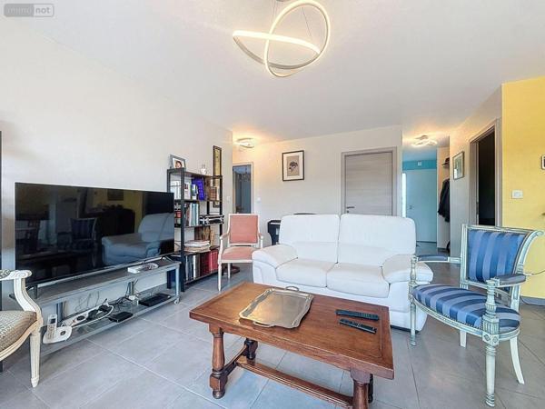 Maison individuelle à vendre à Hazebrouck dans le Nord (59190), ref : H9905   
Tennis