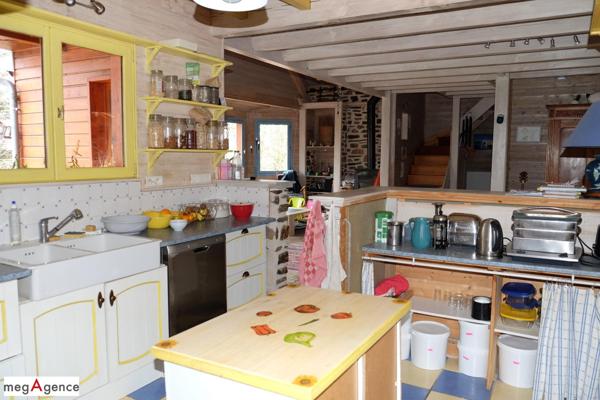 Maison à SAINT-CLEMENT, 19700 - 7 pièces 187m²