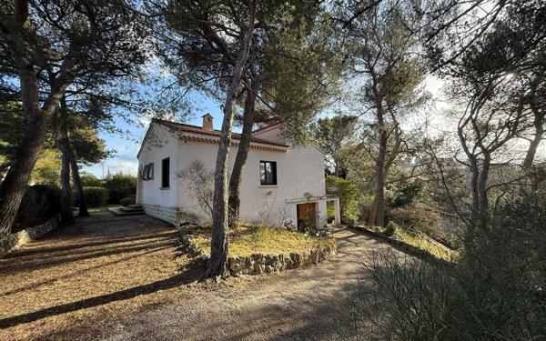 Maison à vendre    4 pièces •  Bouc-Bel-Air