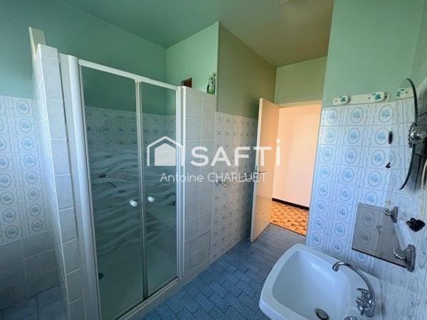 Pavillon sur sous sol 66m² des années 1975