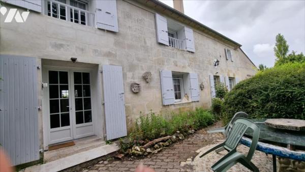 Maison en pierre individuelle
