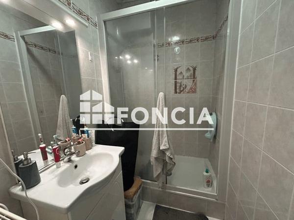 Location Appartement 3 pièces 57.45 m² - 5 PLACE DE LA NOURRIGUEL Larmor Plage 56260