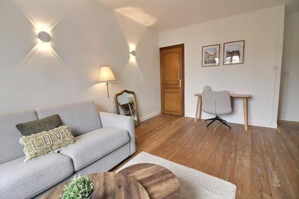 Maison Lambersart 4 pièces - proche commodités - un extérieur