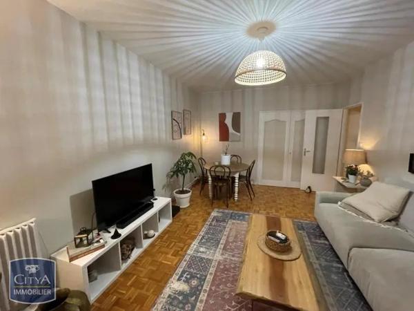 Appartement à louer 3 pièces 60.95m² Le Mans (72000)