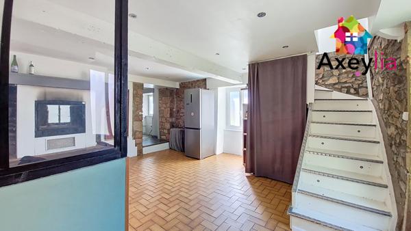 Chauffailles (71170) À VENDRE - SECTEUR CHAUFFAILLES 1H15 DE LYON - MAISON 4 CHAMBRES AVEC TERRAIN