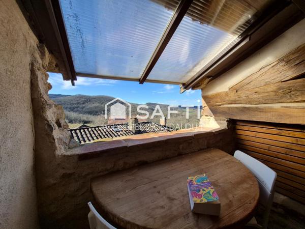 CHARMANTE MAISON EN PIERRE