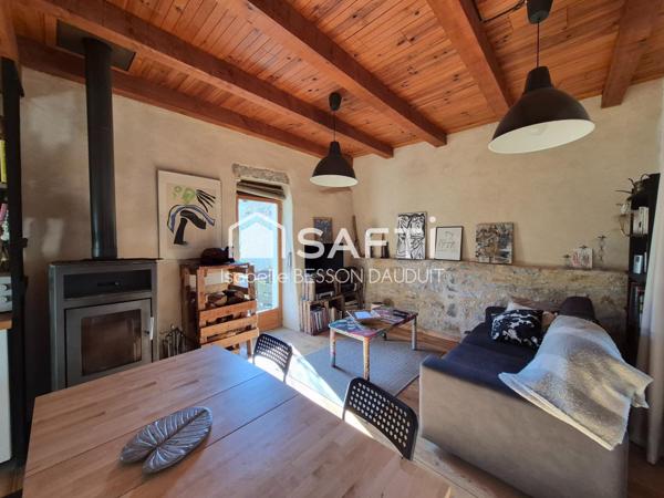 CHARMANTE MAISON EN PIERRE