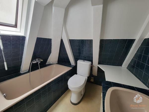 Paris (75004) Rare au cœur du Marais historique - duplex - au pied du métro Saint-Paul - dans l'ancien hôtel Séguier