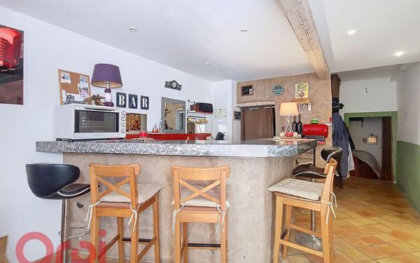 Maison à vendre    4 pièces •  Ollioules