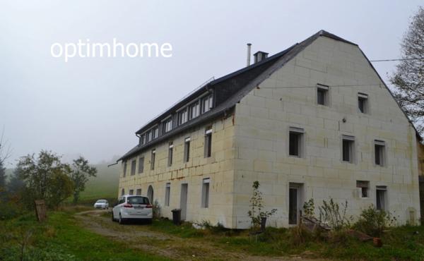 IMMEUBLE AVEC 5 APPARTEMENTS+ESPACE de 80M2 LE BONHOMME (68)